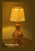 Model 518 – Wooden table lamp with rounded base and floral-patterned fabric lampshade
