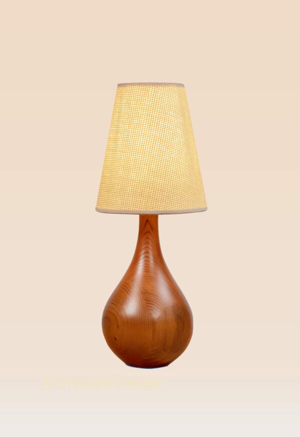 Model 519 – Wooden table lamp with pear-shaped base and cream textured lampshade