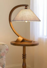 curved wooden table lamp model 516